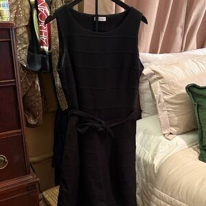 Elegant Black Sleeveless Dress